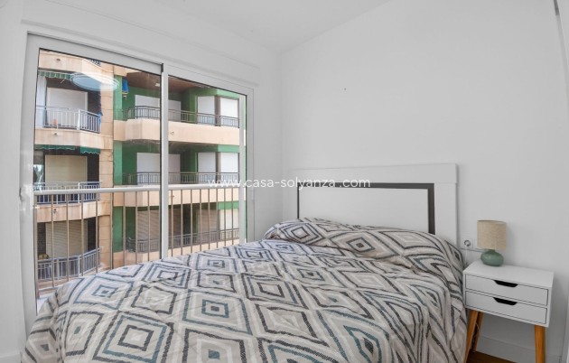 Herverkoop - Appartement / flat - Torrevieja - Playa del Cura