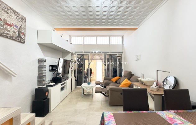 Reventa - Adosado - Torrevieja - La Siesta