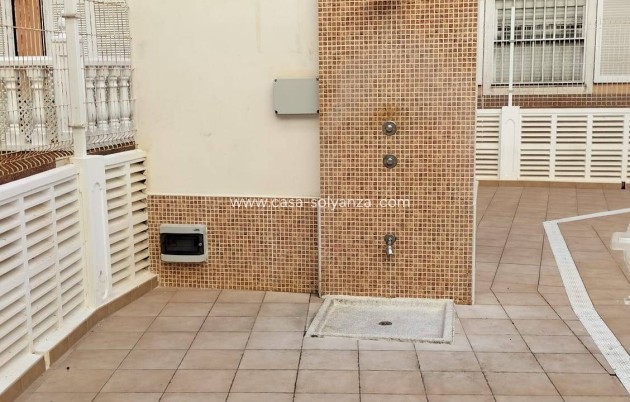 Reventa - Apartamento / piso - Torrevieja - La Mata