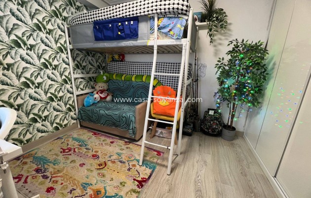 Reventa - Apartamento / piso - Torrevieja - Aguas nuevas