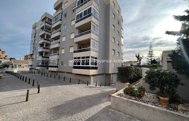Reventa - Apartamento / piso - Torrevieja - Aguas nuevas