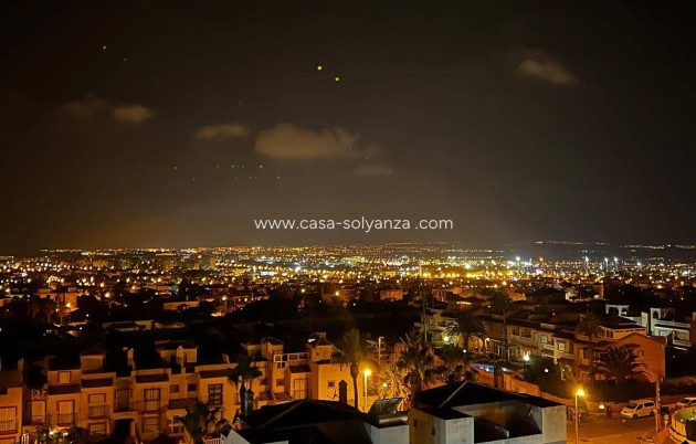 Reventa - Apartamento / piso - Torrevieja - Aguas nuevas