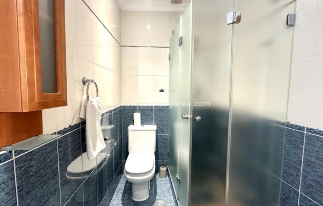 Wiederverkauf - Wohnung - Torrevieja