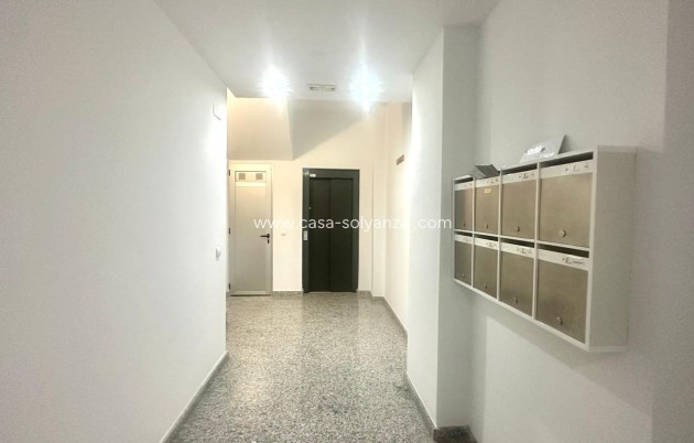 Reventa - Apartamento / piso - Torrevieja - La Mata