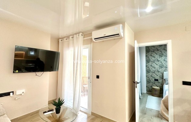 Reventa - Apartamento / piso - Torrevieja - Center