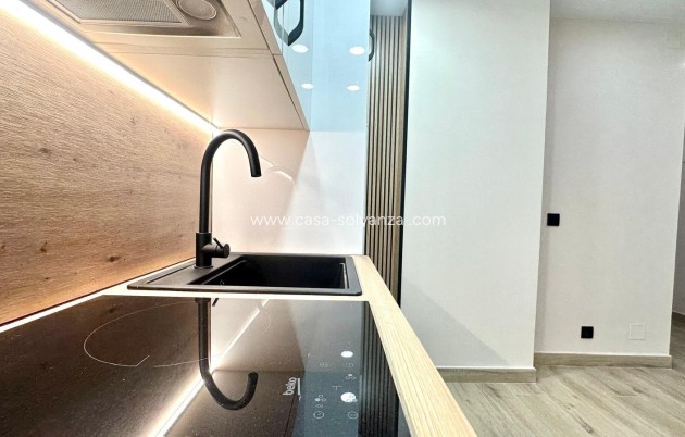 Reventa - Apartamento / piso - Torrevieja - Center