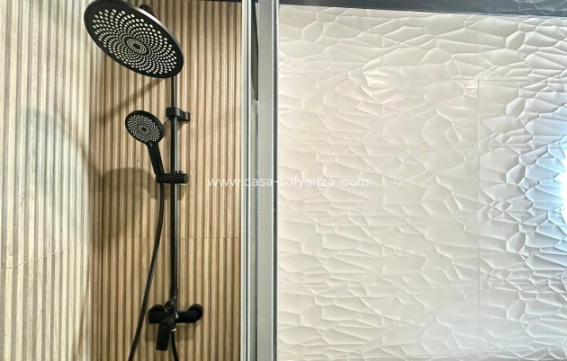 Reventa - Apartamento / piso - Torrevieja - Center