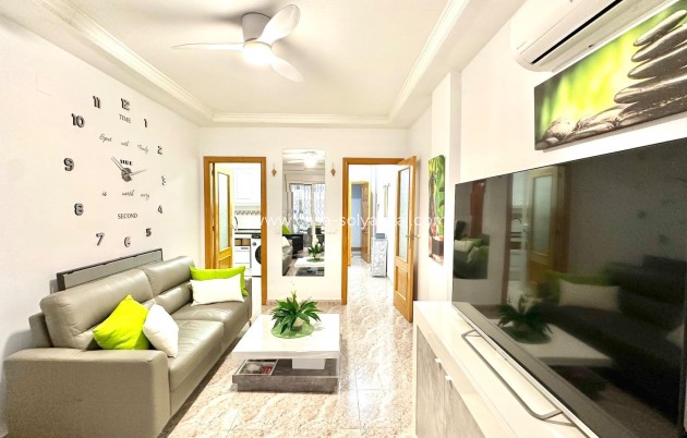 Reventa - Apartamento / piso - Torrevieja - Center