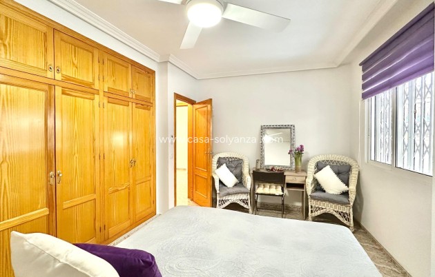 Reventa - Apartamento / piso - Torrevieja - Center