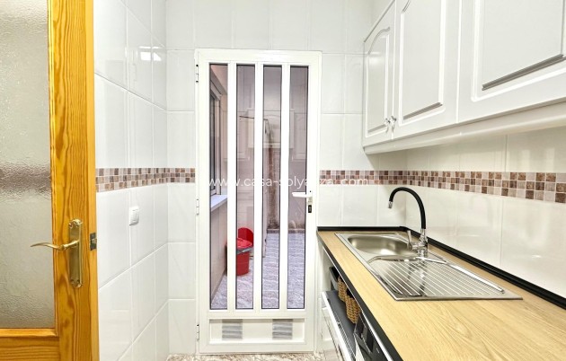 Reventa - Apartamento / piso - Torrevieja - Center