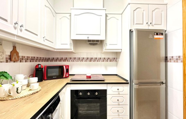 Reventa - Apartamento / piso - Torrevieja - Center