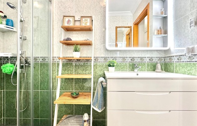 Reventa - Apartamento / piso - Torrevieja - Center