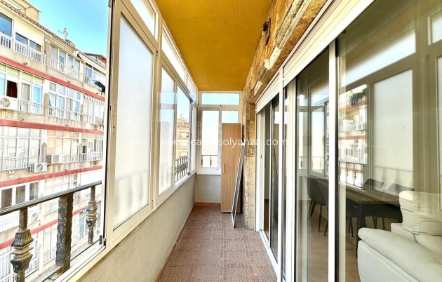 Reventa - Apartamento / piso - Torrevieja - Center