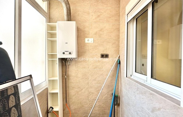 Reventa - Apartamento / piso - Torrevieja - Center