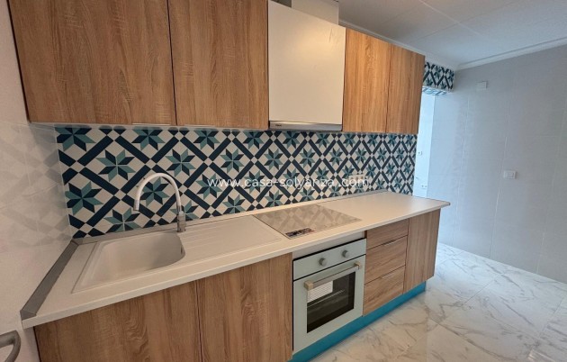 Reventa - Apartamento / piso - Torrevieja - Acequion