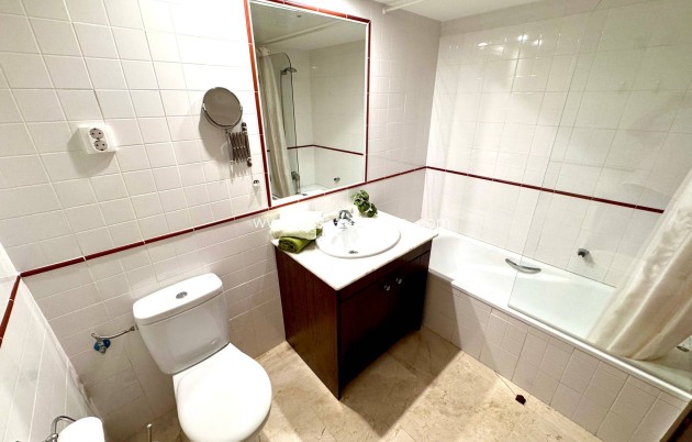 Reventa - Apartamento / piso - Torrevieja - Punta Prima