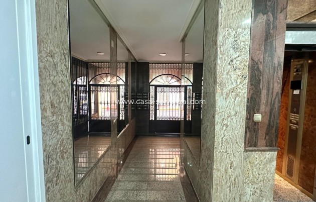 Wiederverkauf - Wohnung - Torrevieja