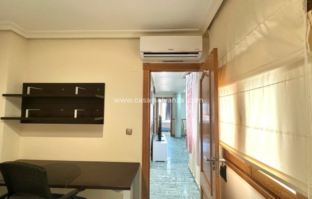 Wiederverkauf - Wohnung - Torrevieja