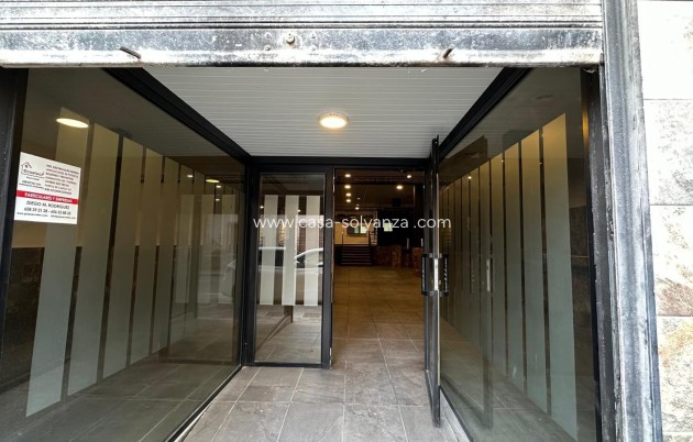 Reventa - Comercial - Torrevieja - Paseo Maritimo