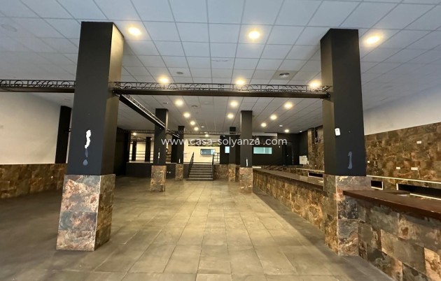 Reventa - Comercial - Torrevieja - Paseo Maritimo