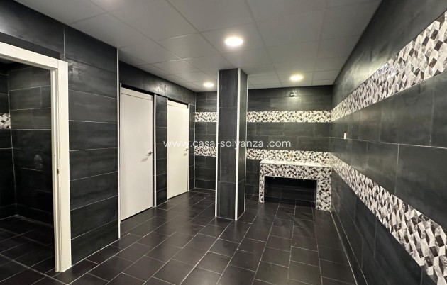 Reventa - Comercial - Torrevieja - Paseo Maritimo