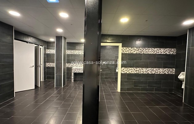 Reventa - Comercial - Torrevieja - Paseo Maritimo