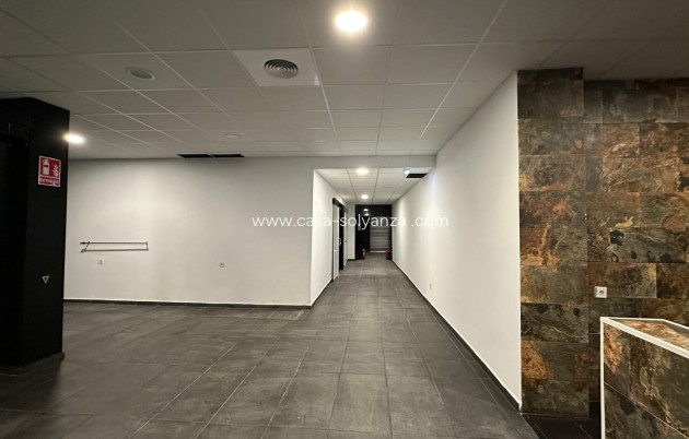 Reventa - Comercial - Torrevieja - Paseo Maritimo