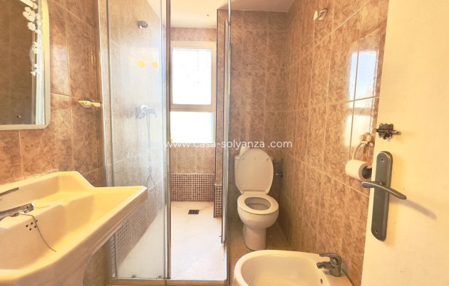 Reventa - Apartamento / piso - Torrevieja - Zona Los Frutales