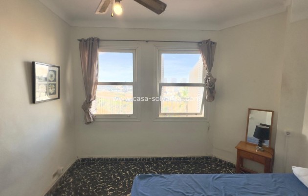 Reventa - Apartamento / piso - Torrevieja - Zona Los Frutales