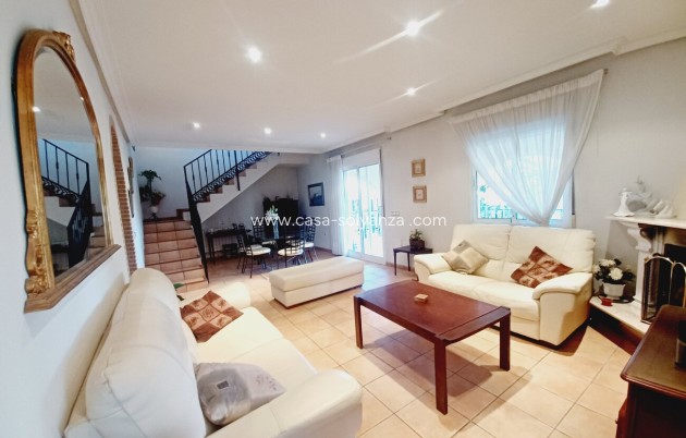Resale - Villa - Canadas De San Pedro - Inland