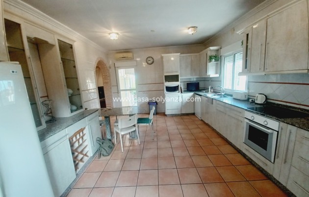 Resale - Villa - Canadas De San Pedro - Inland