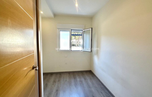 Reventa - Apartamento / piso - Orihuela Costa - Altos De Campoamor