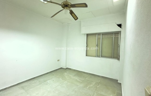 Reventa - Apartamento / piso - Torrevieja - Center