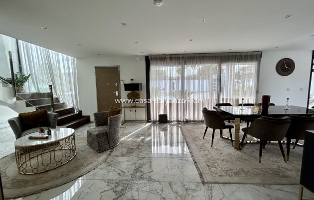 Wiederverkauf - Villa - Los Balcones