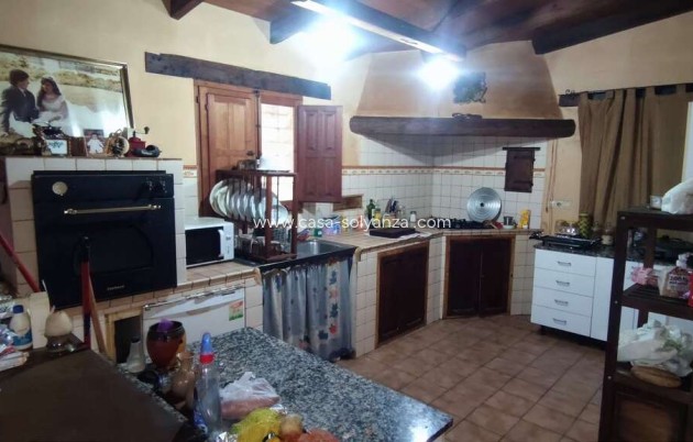Resale - Country Property/Finca - Pinoso - Inland