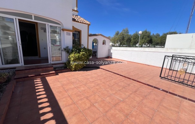 Reventa - Villa - Entre Naranjo - Vistabella Golf