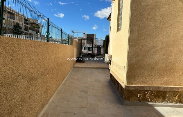 Reventa - Villa - Torrevieja - VILLAMARTIN