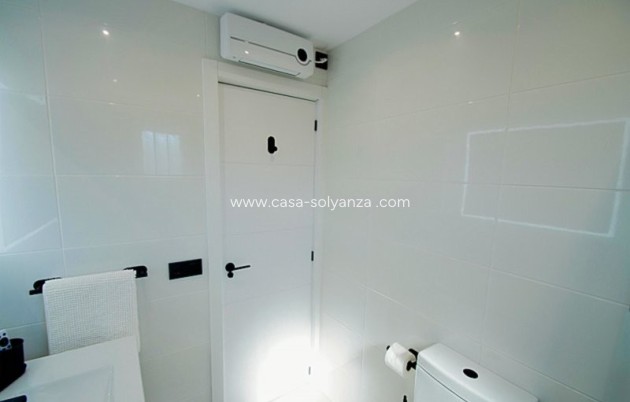 Reventa - Apartamento / piso - Villamartin - Costa Blanca