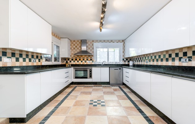 Reventa - Villa - Dehesa De Campoamor - Costa Blanca