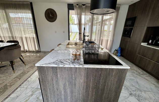 Reventa - Villa - Los Balcones - Costa Blanca