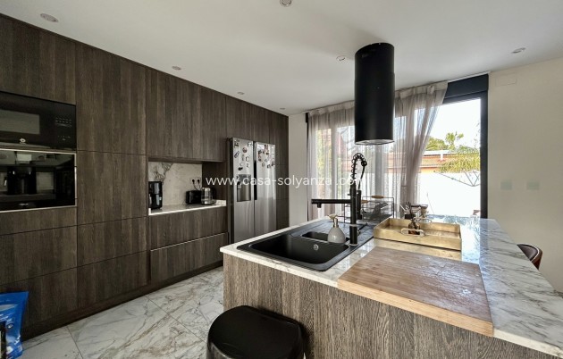 Reventa - Villa - Los Balcones - Costa Blanca