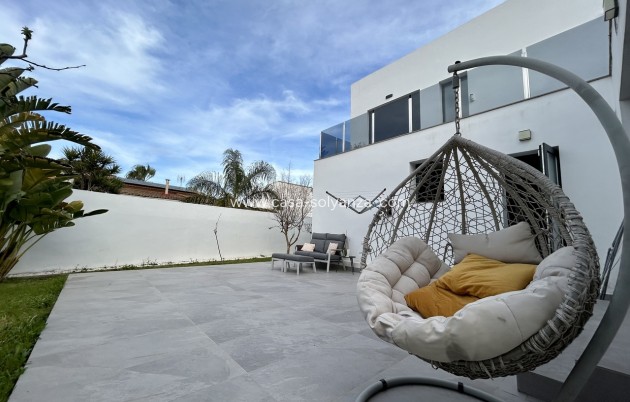 Reventa - Villa - Los Balcones - Costa Blanca