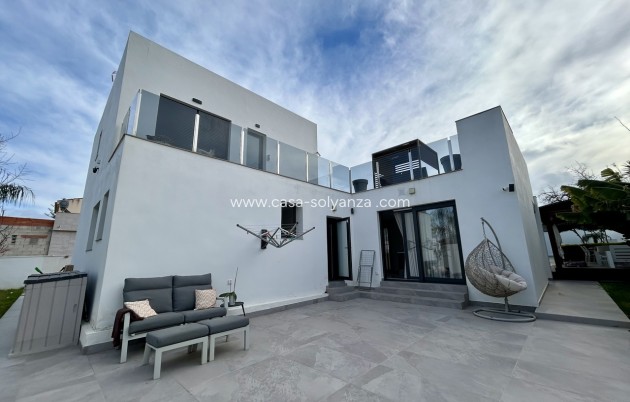 Reventa - Villa - Los Balcones - Costa Blanca