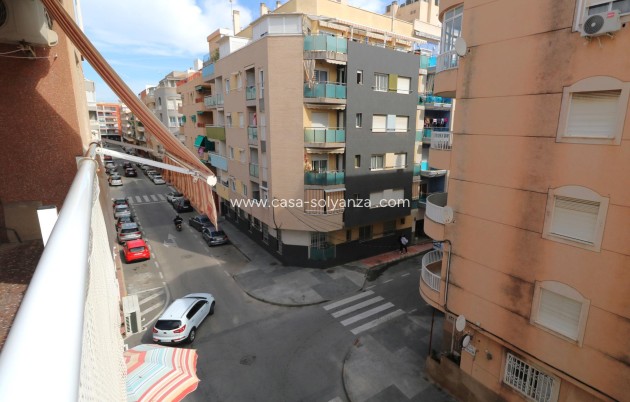 Reventa - Apartamento / piso - Torrevieja - Acequion