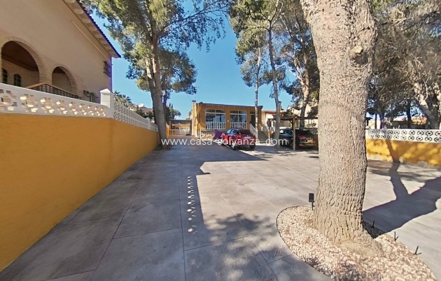 Reventa - Villa - Torrevieja - Los Balcones