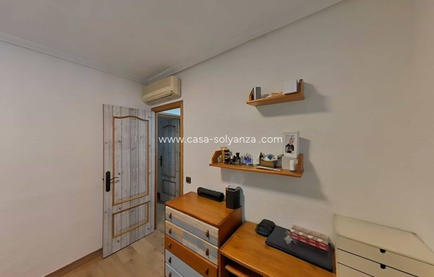 Reventa - Villa - Torrevieja - Los Balcones