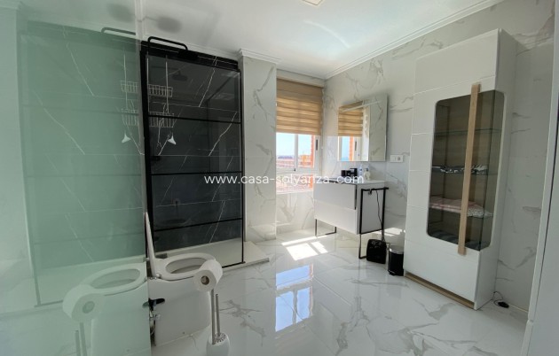 Herverkoop - Appartement / flat - Torrevieja - Punta Prima