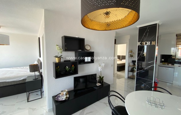 Herverkoop - Appartement / flat - Torrevieja - Punta Prima