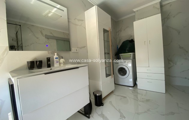 Herverkoop - Appartement / flat - Torrevieja - Punta Prima