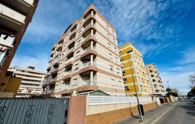 Reventa - Apartamento / piso - Torrevieja - Centro